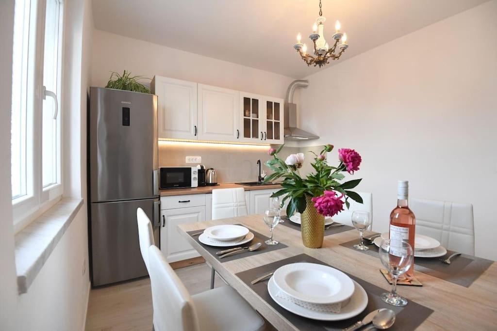 Apartman Ilijana Zadar Ngoại thất bức ảnh